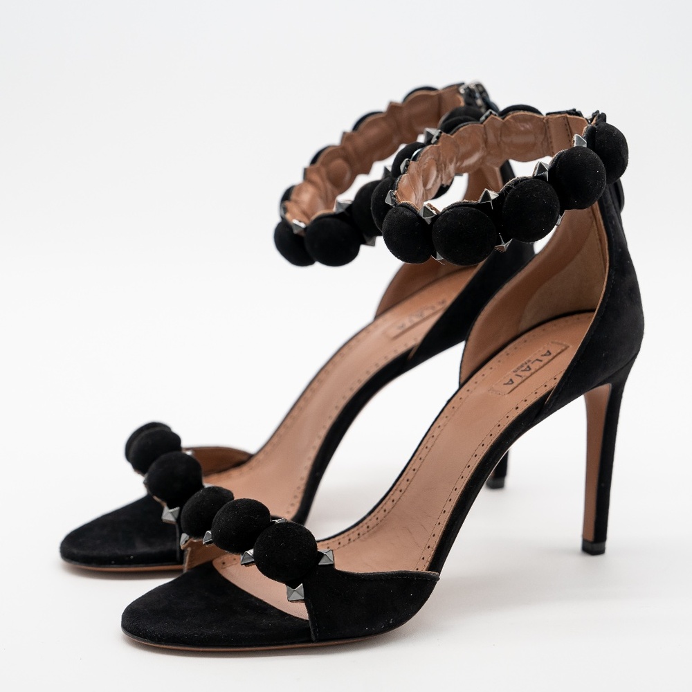 size 38eu 8 US Alaia La Bombe 90 Black Sandals Ankle Strap Studded Suede Heels